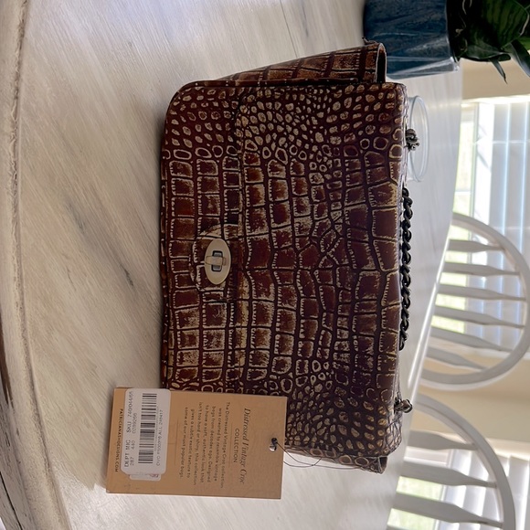 Patricia Nash Handbags - Patricia Nash distressed vintage croc collection purse 💯